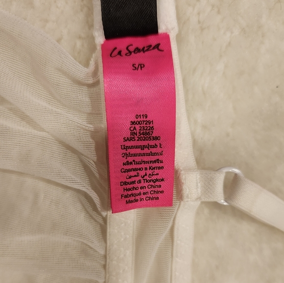 Le Senza White Babydoll Lingerie with Rhinestones on Bra - Picture 7 of 7